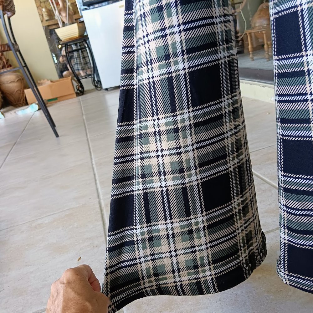 BLACK/YELLOW/WHITE PLAID FLARE PANTS, SIZE S, NEW WITHOUT TAG - Picture 5 of 6